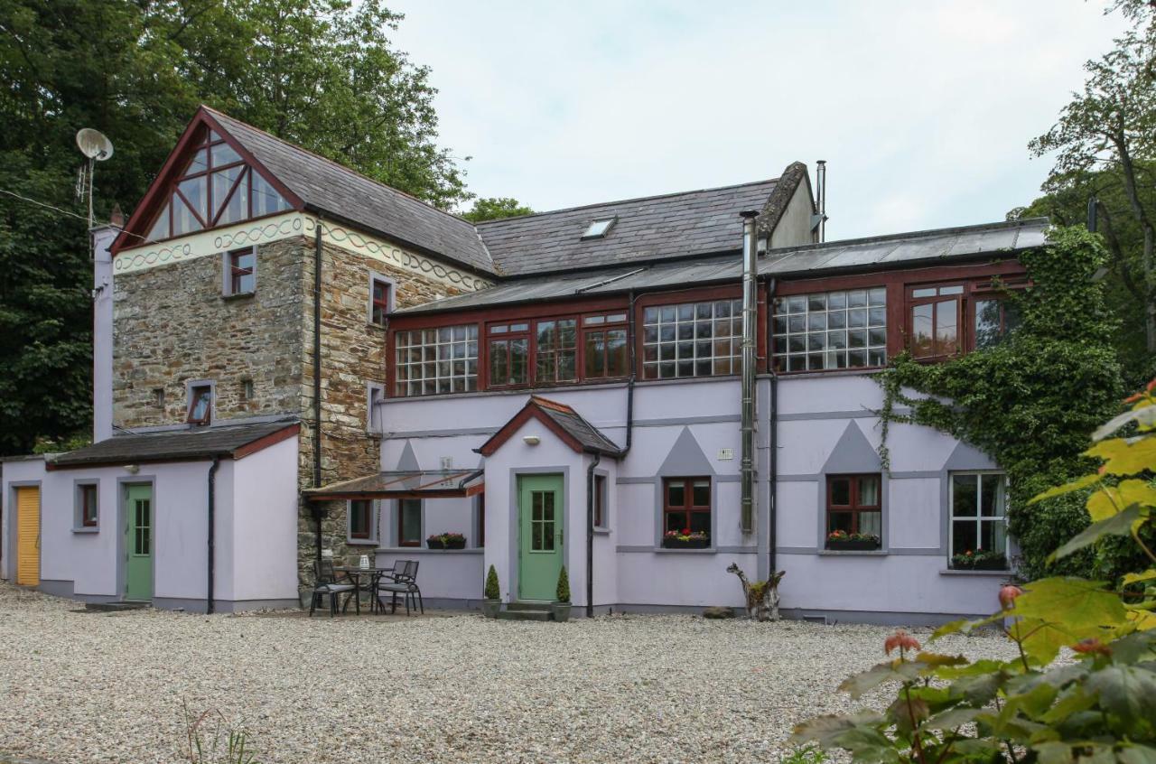 Moville Boutique Hostel & Apartments Exteriér fotografie