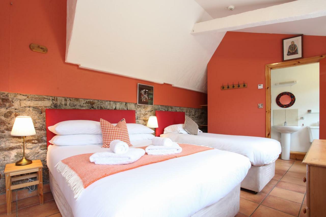 Moville Boutique Hostel & Apartments Exteriér fotografie